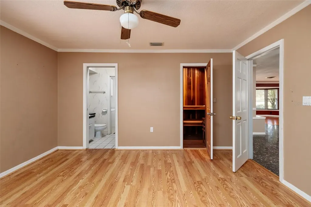 6782 14th Avenue N St Petersburg FL 33710