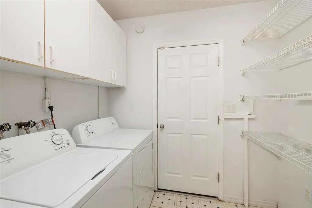 6782 14th Avenue N St Petersburg FL 33710
