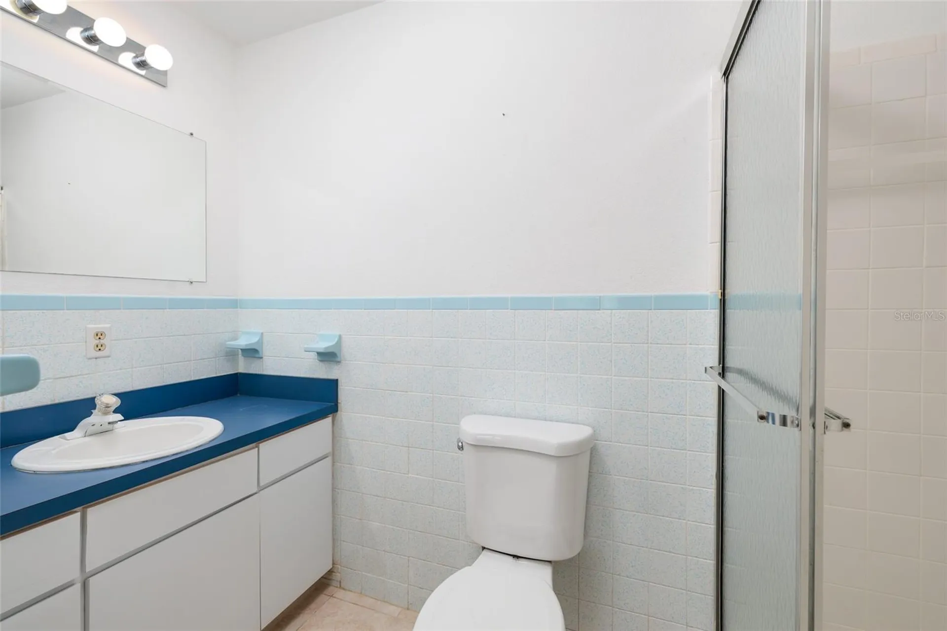 6782 14th Avenue N St Petersburg FL 33710