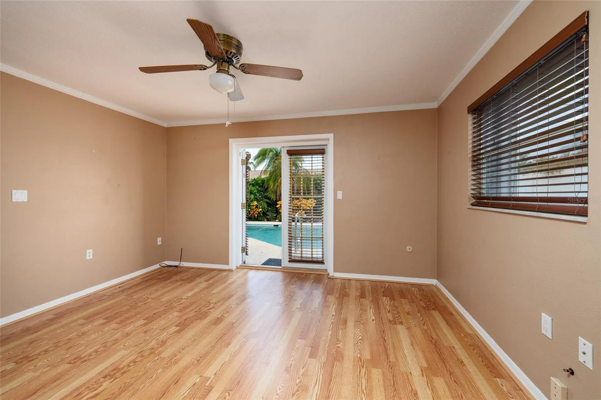 6782 14th Avenue N St Petersburg FL 33710