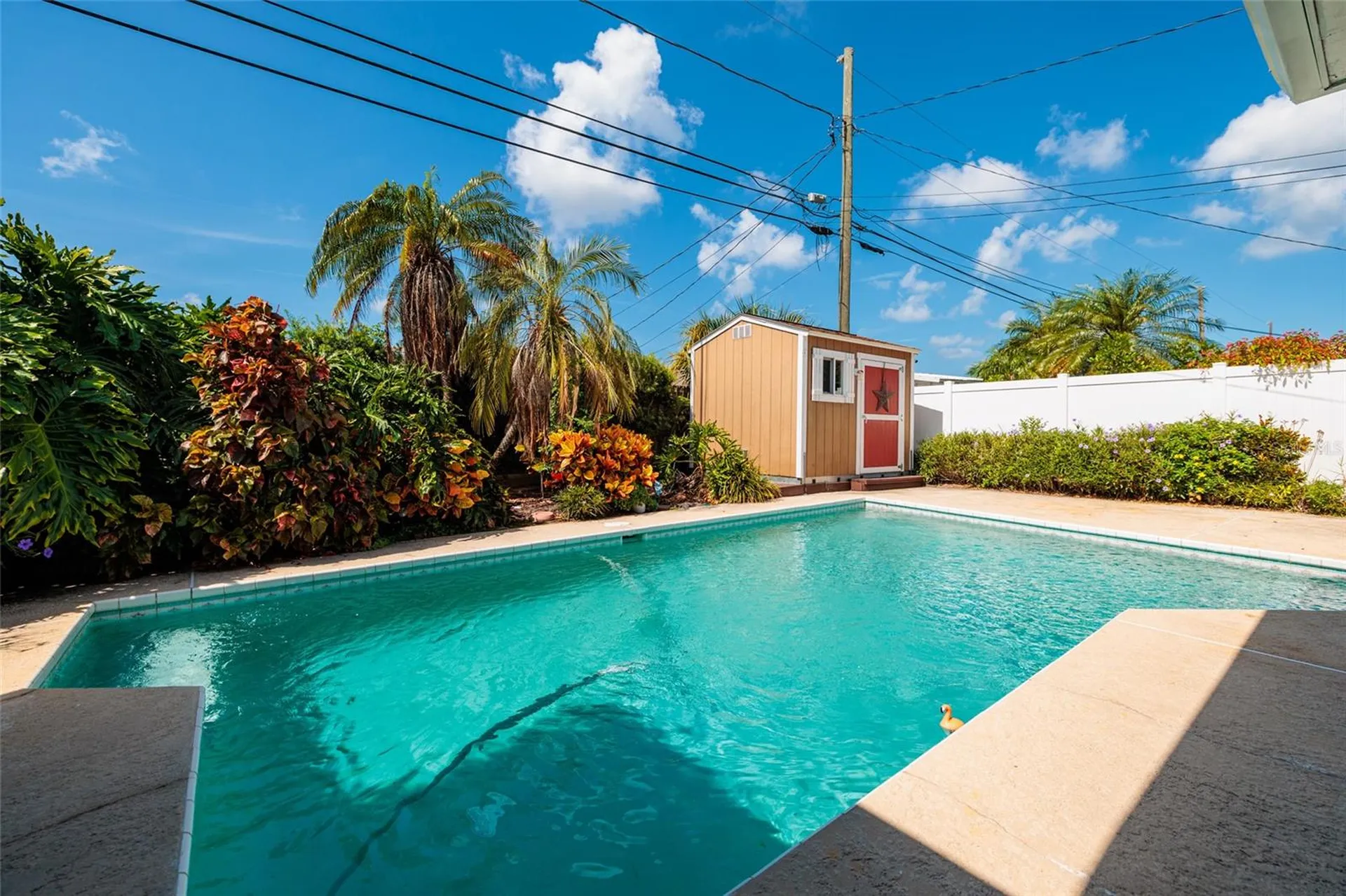 6782 14th Avenue N St Petersburg FL 33710