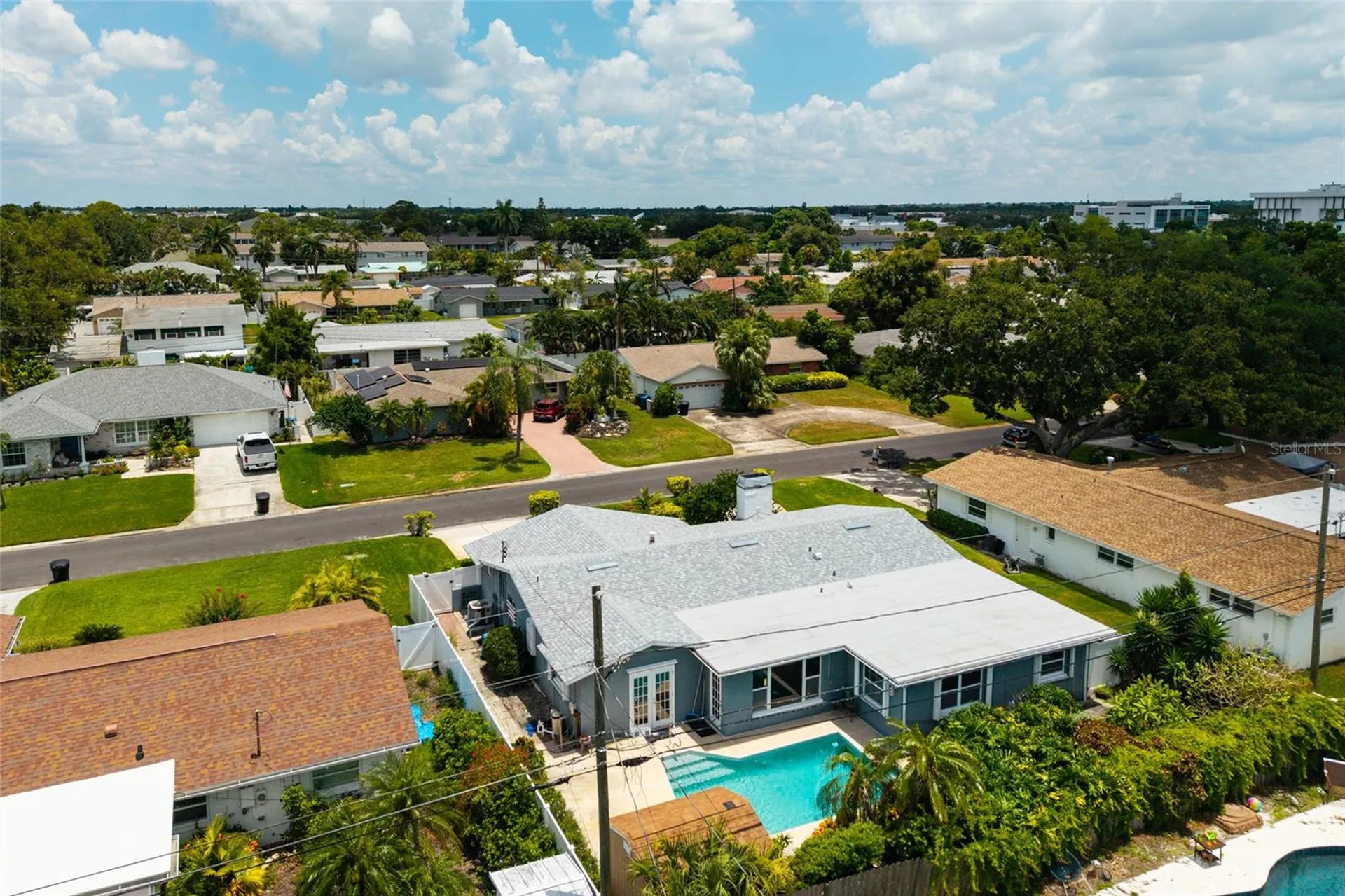 6782 14th Avenue N St Petersburg FL 33710
