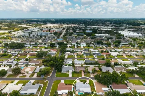 6782 14th Avenue N St Petersburg FL 33710