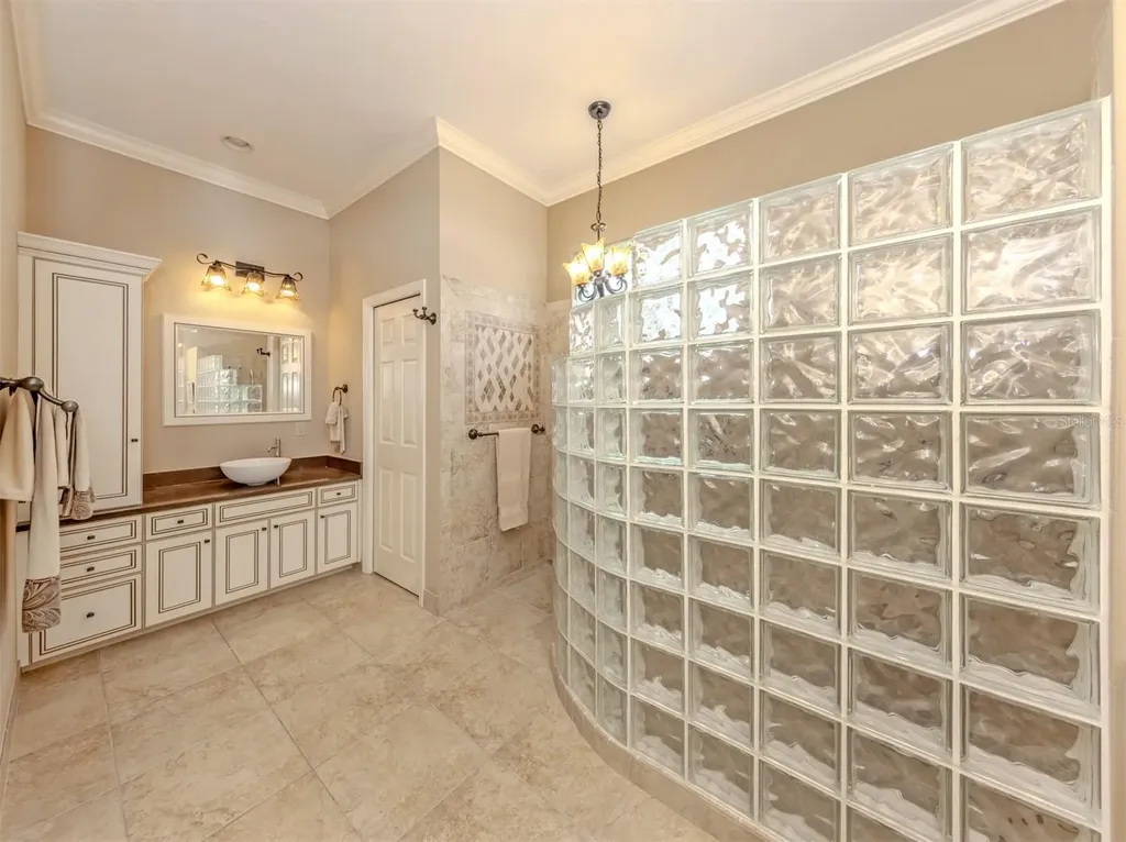 513 Cheval Drive Venice FL 34292