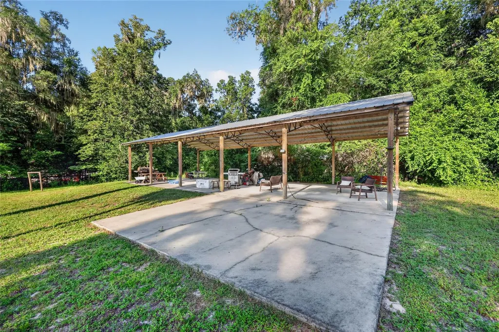 13930 NE 41st Terrace Anthony FL 32617