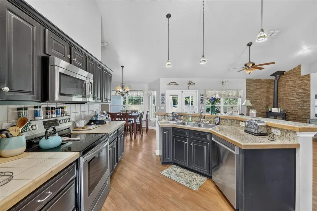 13930 NE 41st Terrace Anthony FL 32617