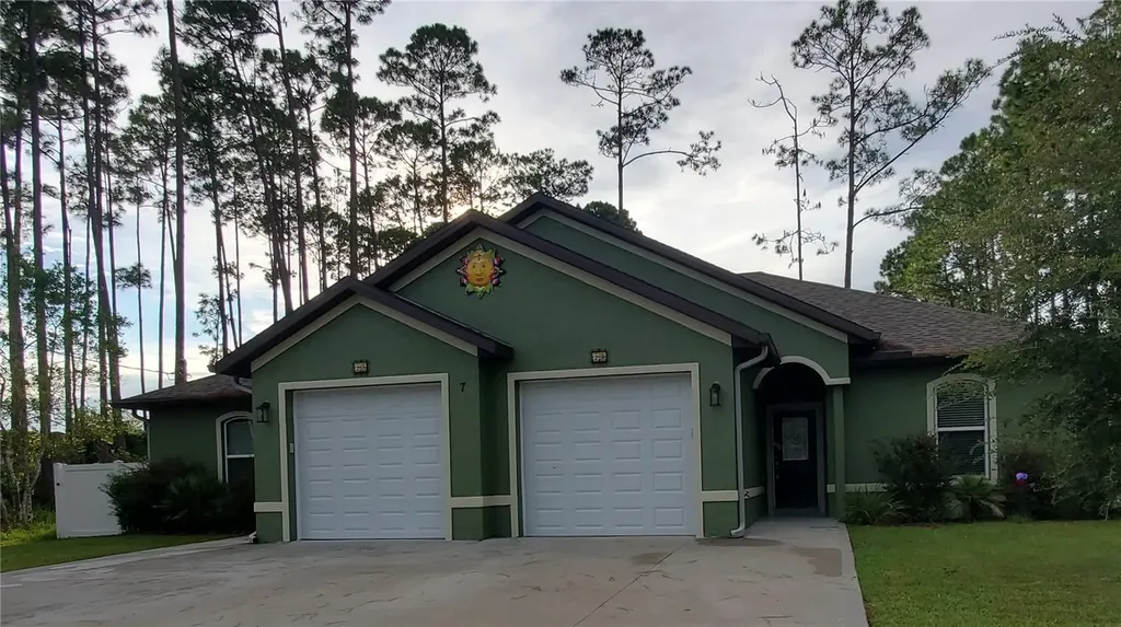 7 Empire Lane Palm Coast FL 32164