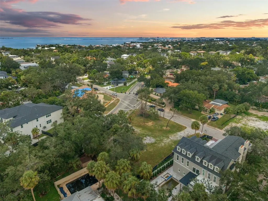 2502 S West Shore Boulevard Tampa FL 33629
