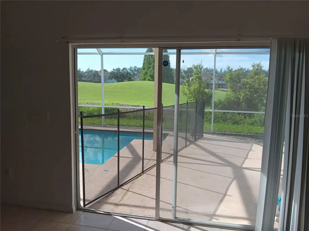 18178 Sandy Pointe Drive Tampa FL 33647