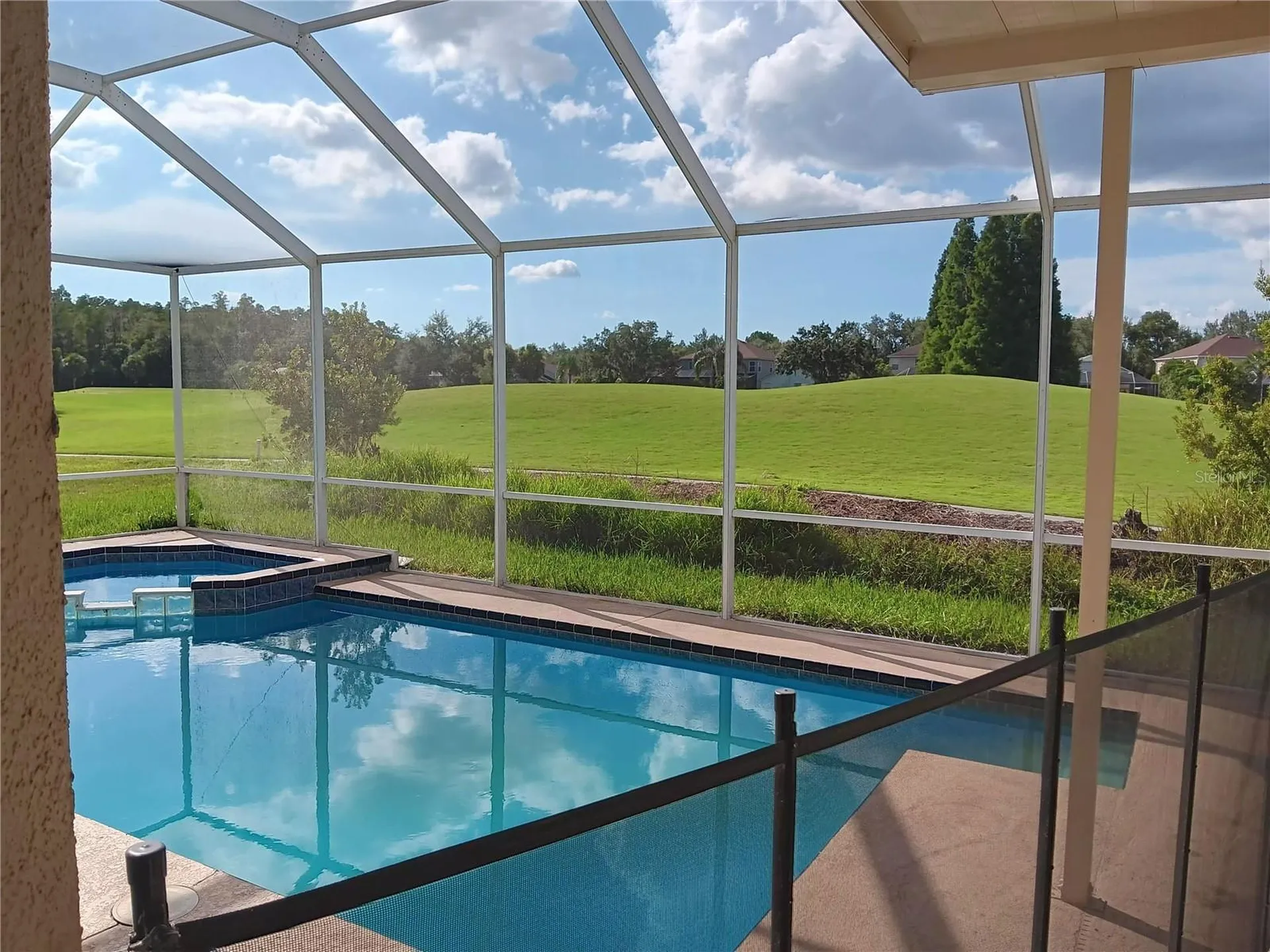 18178 Sandy Pointe Drive Tampa FL 33647