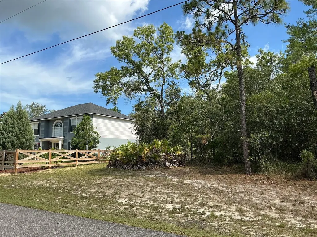 Persimmon Avenue Weeki Wachee FL 34614