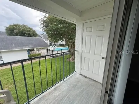 5013 Bordeaux Village Place Tampa FL 33617