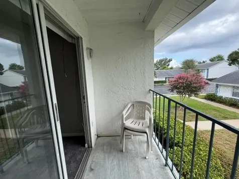 5013 Bordeaux Village Place Tampa FL 33617