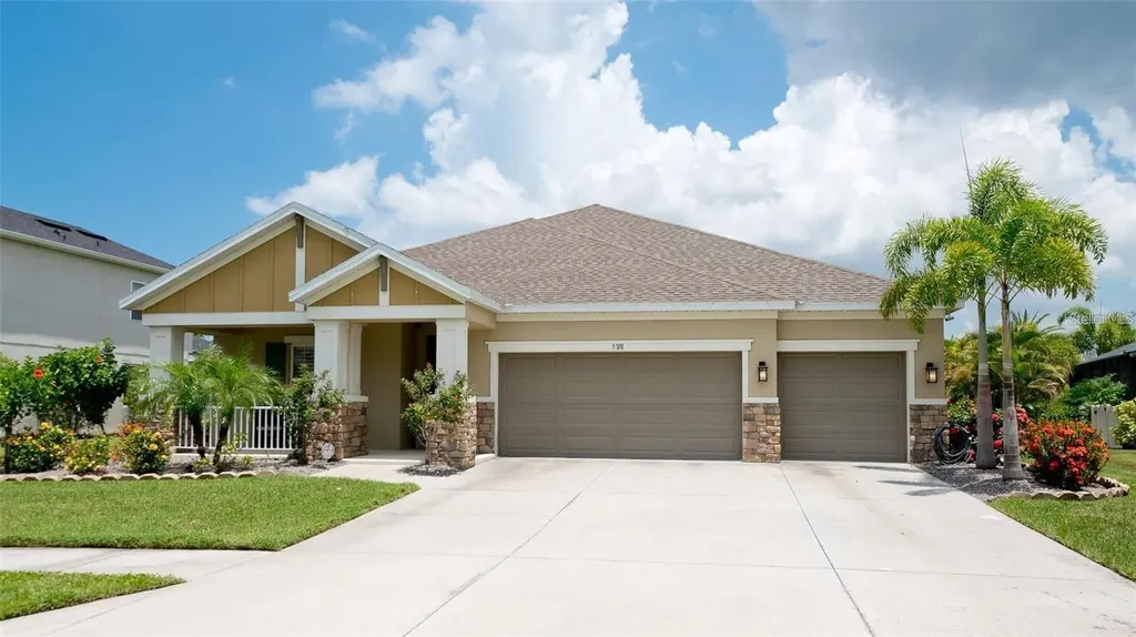 5738 Hydrangea Circle Sarasota FL 34238
