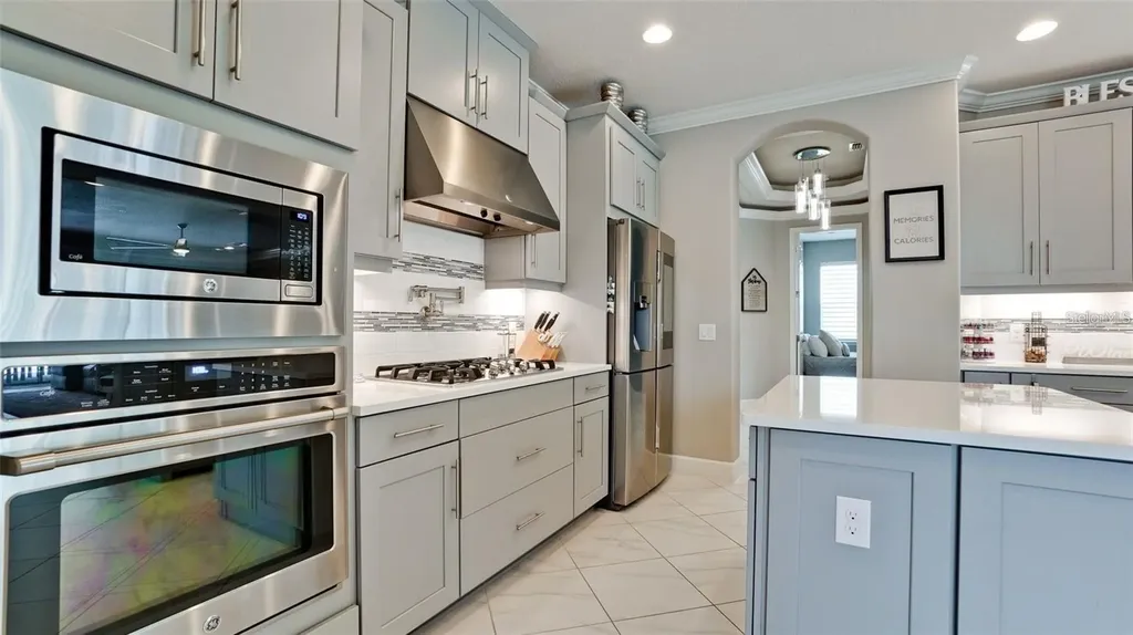 5738 Hydrangea Circle Sarasota FL 34238