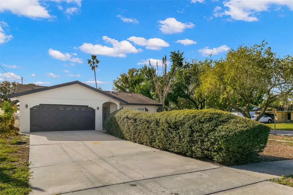 5931 Denver Street NE St Petersburg FL 33703