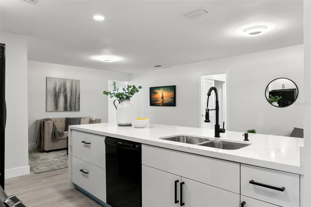 5931 Denver Street NE St Petersburg FL 33703