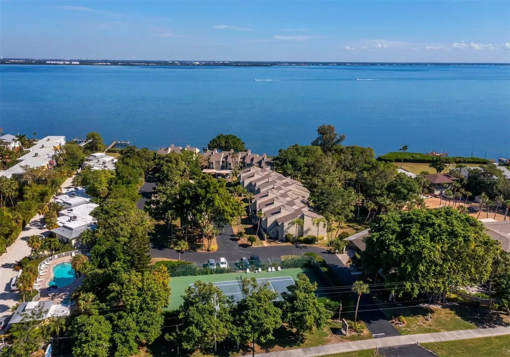 5260 Gulf Of Mexico Drive Longboat Key FL 34228