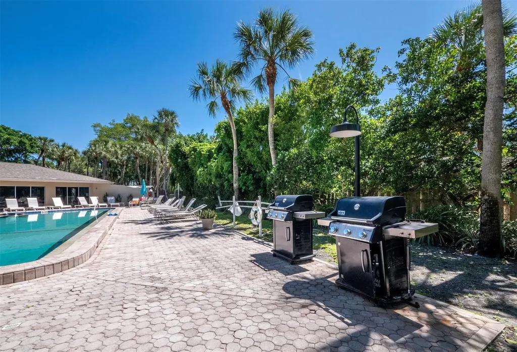 5260 Gulf Of Mexico Drive Longboat Key FL 34228