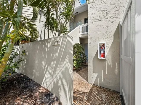5260 Gulf Of Mexico Drive Longboat Key FL 34228