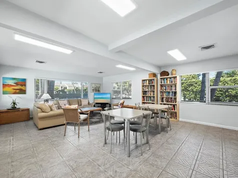 5260 Gulf Of Mexico Drive Longboat Key FL 34228