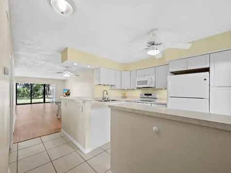 5260 Gulf Of Mexico Drive Longboat Key FL 34228