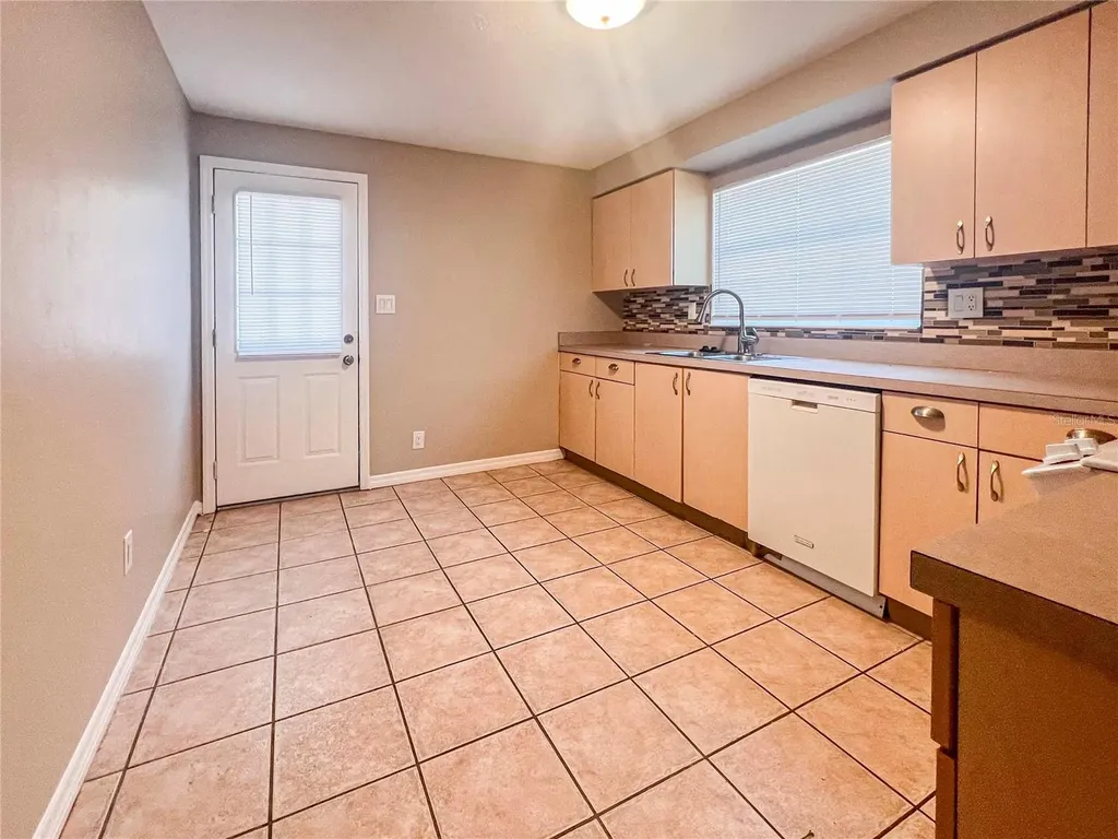 2137 Roselawn Street Sarasota FL 34231