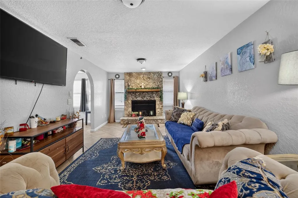 945 NW 64th Place Ocala FL 34475