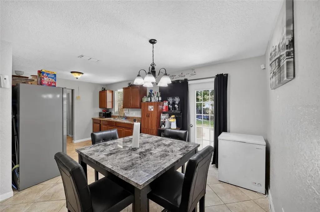 945 NW 64th Place Ocala FL 34475