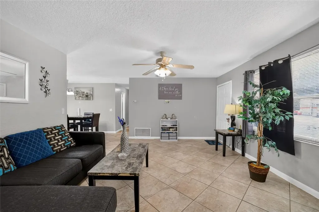 945 NW 64th Place Ocala FL 34475