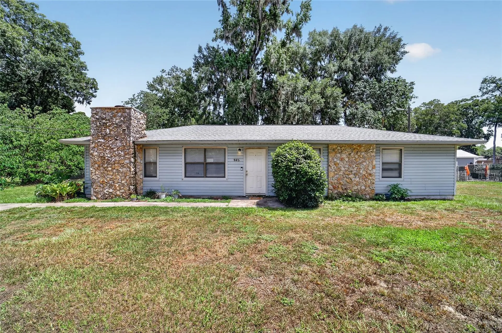 945 NW 64th Place Ocala FL 34475