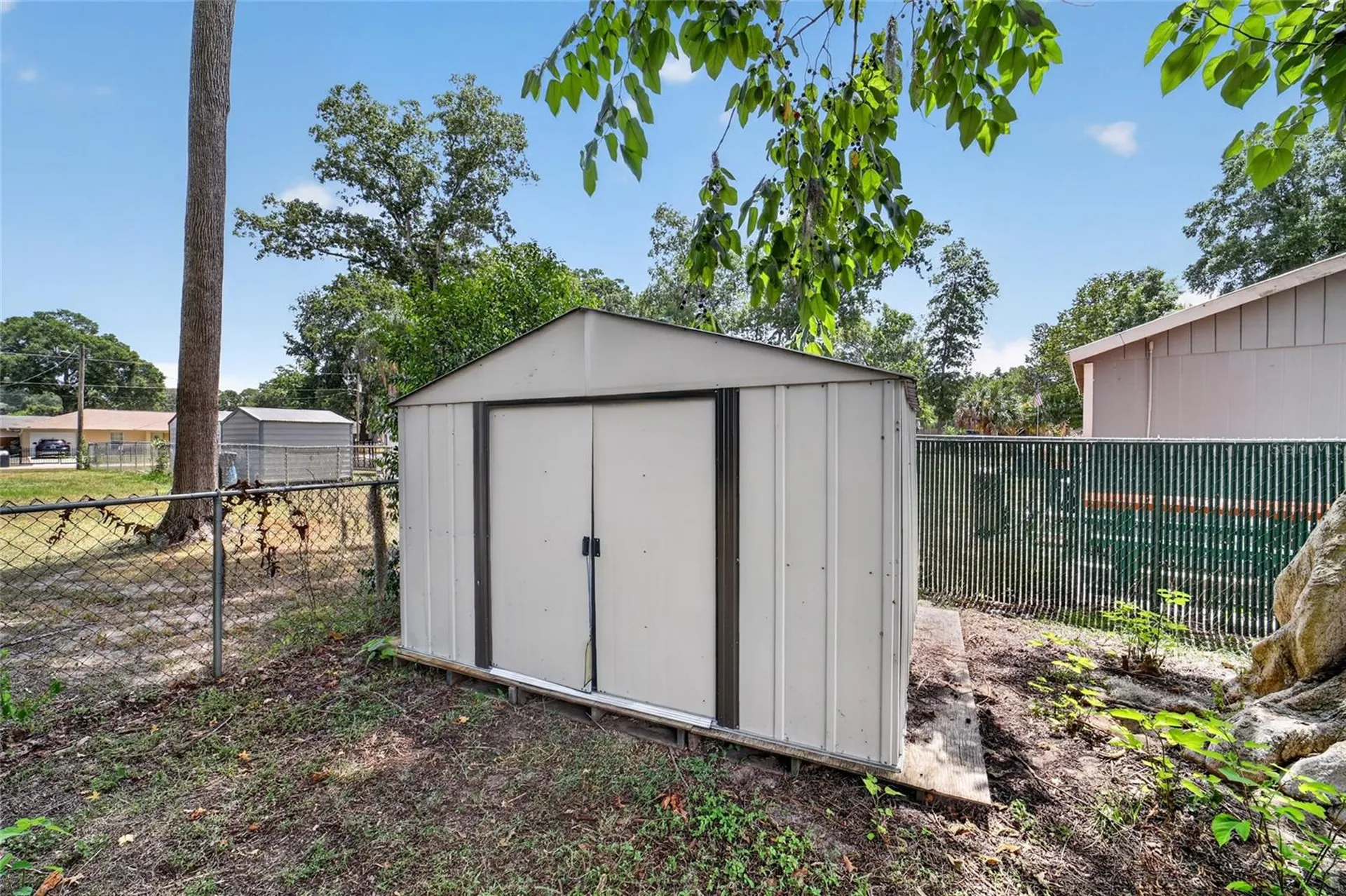 945 NW 64th Place Ocala FL 34475