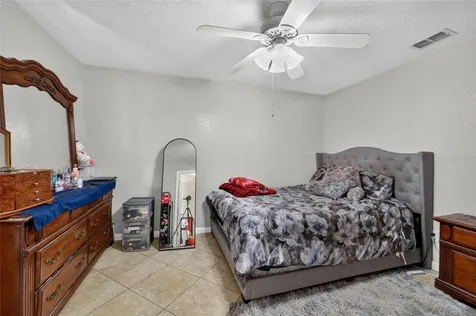 945 NW 64th Place Ocala FL 34475