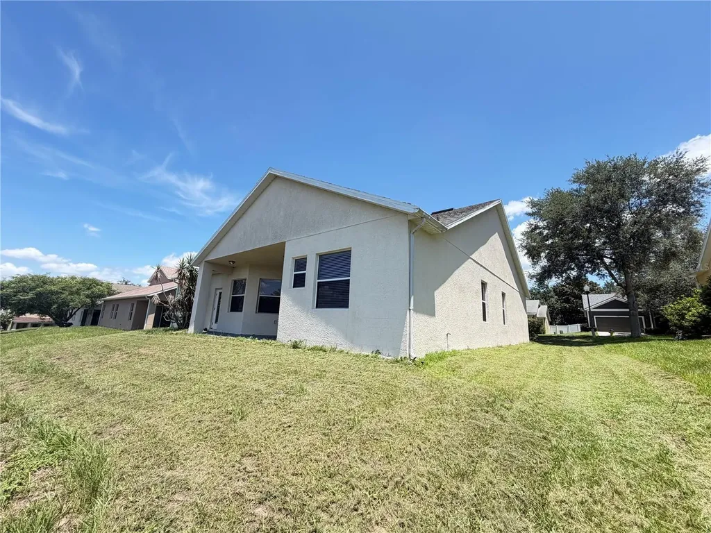 1751 Southern Oak Loop Minneola FL 34715