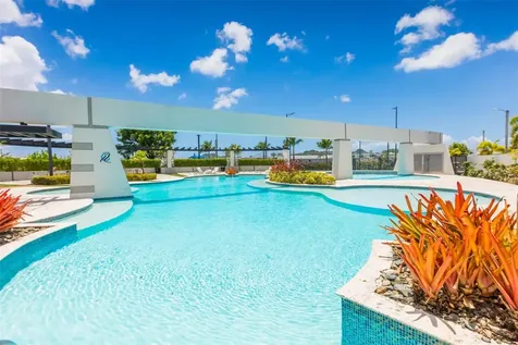 Residences At Rio Calle Ebro Corner Bayamon PR 00959