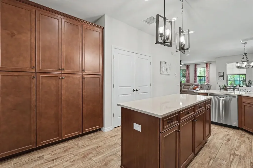 5724 Circa Fishhawk Boulevard Lithia FL 33547