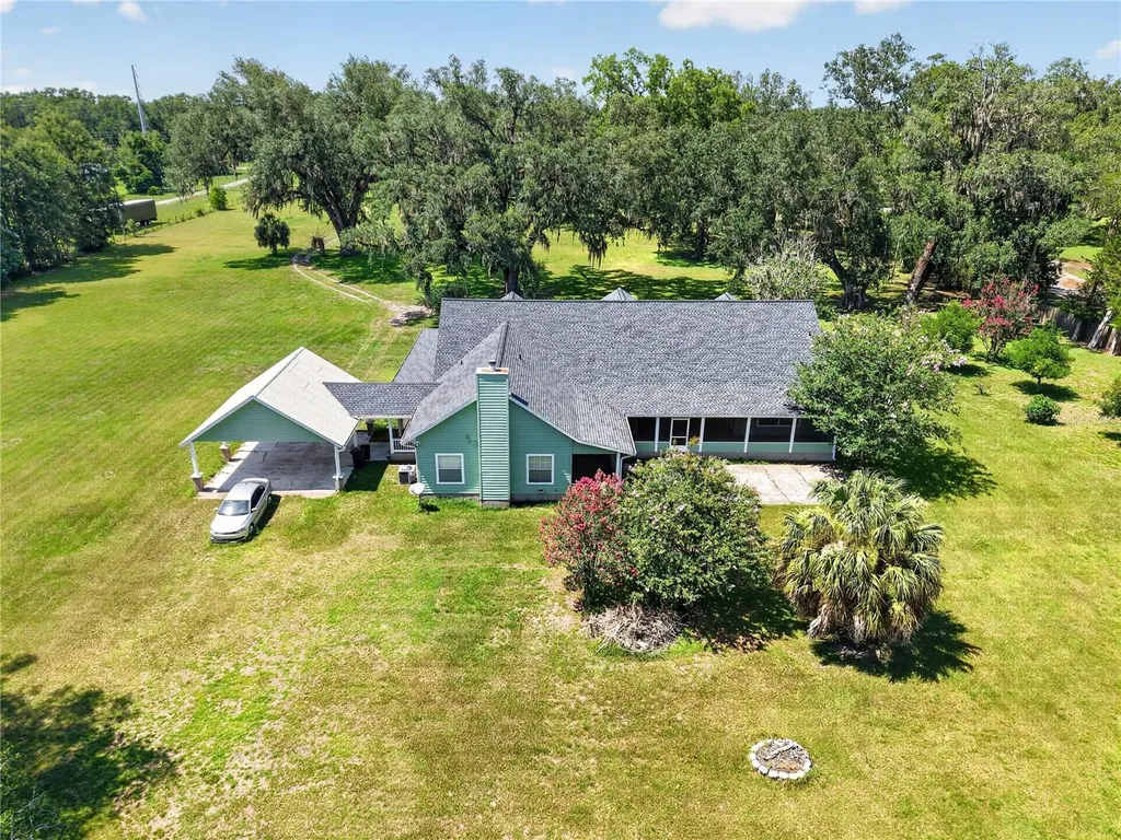 2039 SW State Road 26 Trenton FL 32693