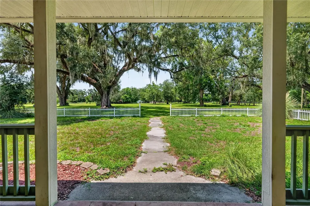 2039 SW State Road 26 Trenton FL 32693