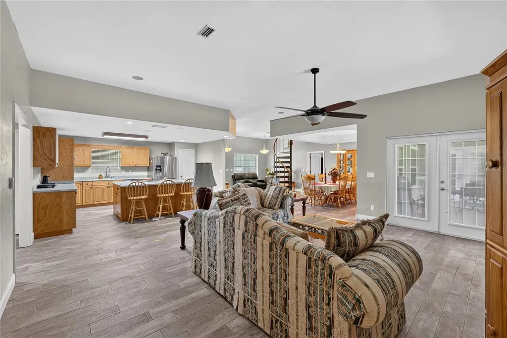 2039 SW State Road 26 Trenton FL 32693
