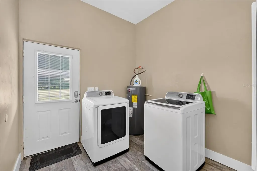 2039 SW State Road 26 Trenton FL 32693