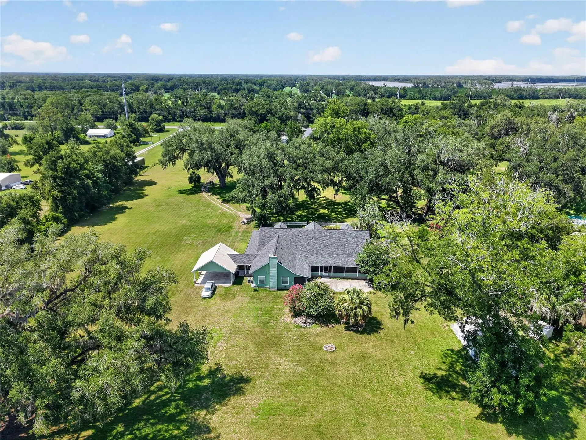 2039 SW State Road 26 Trenton FL 32693