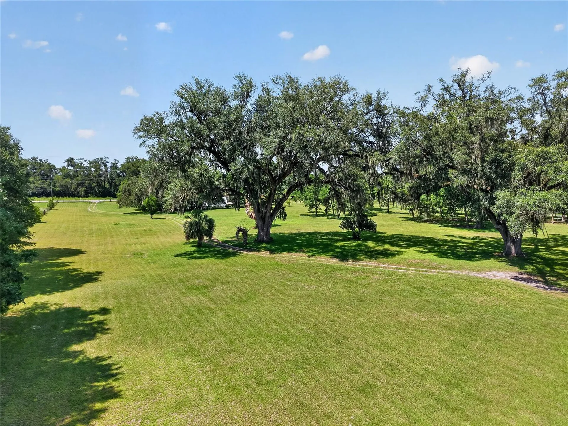 2039 SW State Road 26 Trenton FL 32693