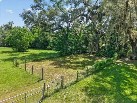 2039 SW State Road 26 Trenton FL 32693
