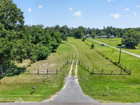 2039 SW State Road 26 Trenton FL 32693