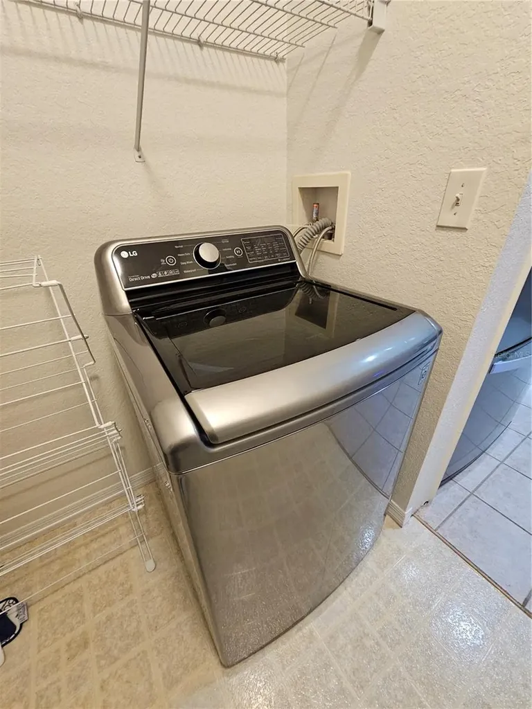 8335 38th Street Circle E Sarasota FL 34243