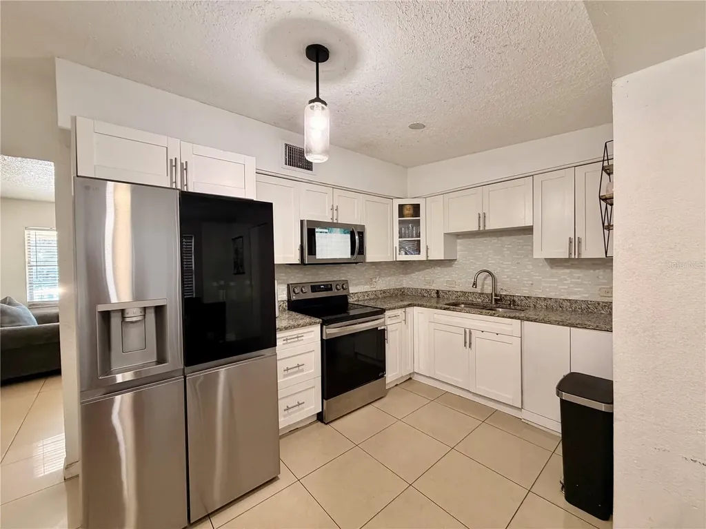 10926 N Annette Avenue Tampa FL 33612