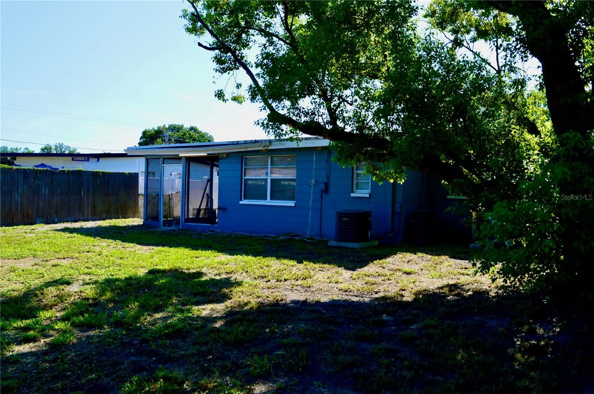 10926 N Annette Avenue Tampa FL 33612