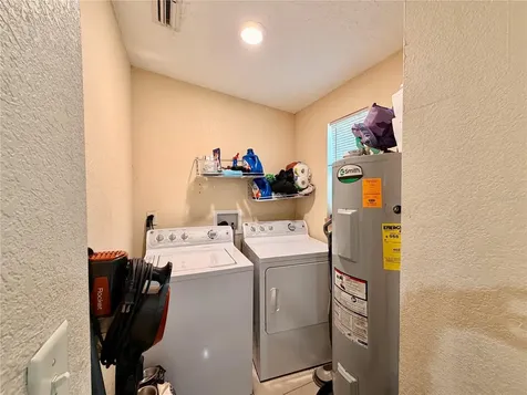 10926 N Annette Avenue Tampa FL 33612