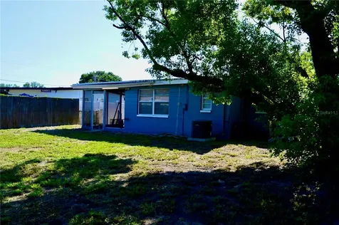 10926 N Annette Avenue Tampa FL 33612