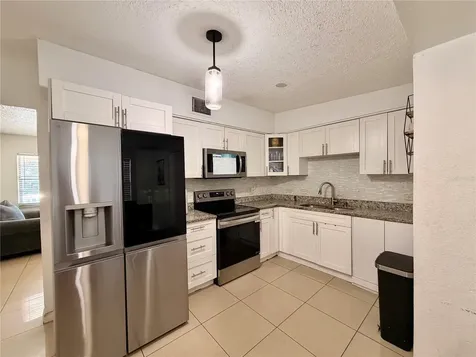 10926 N Annette Avenue Tampa FL 33612